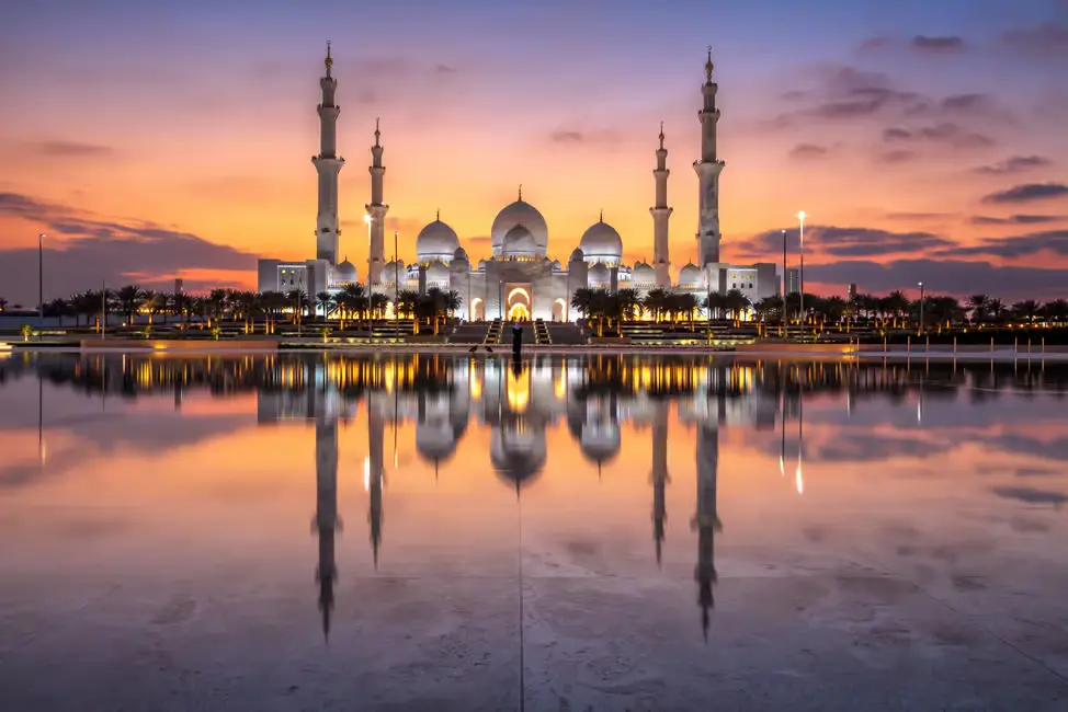 Sheikh Zayed Mosque - Night View